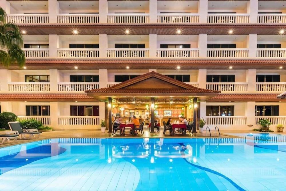 The Residence Garden Pattaya Exterior photo